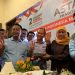 Menang hitungan cepat TKD Jatim potong tumpeng dan relawan cukur gundul