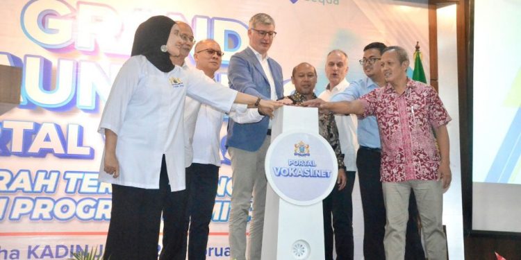 Kadin Jatim Luncurkan Portal vokasi.net untuk Revitalisasi Pendidikan Vokasi