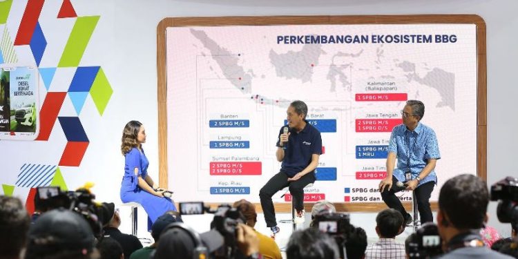 Sub Holding Pertamina dan Blue Bird Kolaborasi Manfaatkan BBG