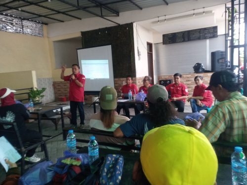 Gotong royong kader PDIP dan warga Sukolilo-Tenggilis jadi saksi amankan suara GaMa di TPS