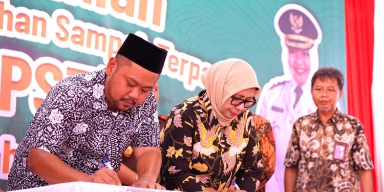 SIG dan Pemkab Gresik Teken Kerja Sama Pemanfaatan Bahan Bakar Alternatif
