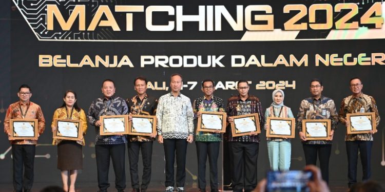 Belanja TKDN Naik ke Rp23,7 Triliun, SIG Sabet Apresiasi P3DN Terbaik dari Kemenperin