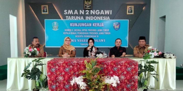 Komisi E DPRD Jatim minta Dinas Pendidikan lakukan antisipasi perubahan sistem PPDB zonasi yang akan diterapkan tahun ini