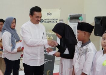 SIG Salurkan Bantuan Ramadan di 7 Provinsi