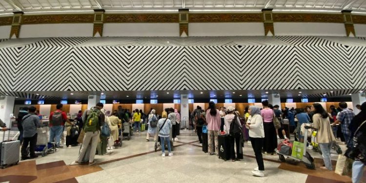 54 Ribu Penumpang Lewati Bandara Juanda, Melebihi Prediksi