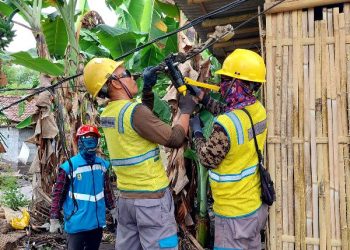 PLN Gercep Pulihkan Pasokan Listrik Terdampak Banjir Lahar Semeru