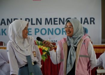Srikandi PLN Edukasi Siswi SMK dalam Peringatan Hari Kartini