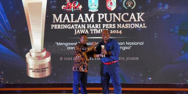 Bank Jatim boyong penghargaan bidang Sport Achievement di ajang PWI Jatim Award 2024