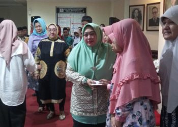 Rawat tradisi, DPRD Surabaya buka puasa bersama anak yatim piatu