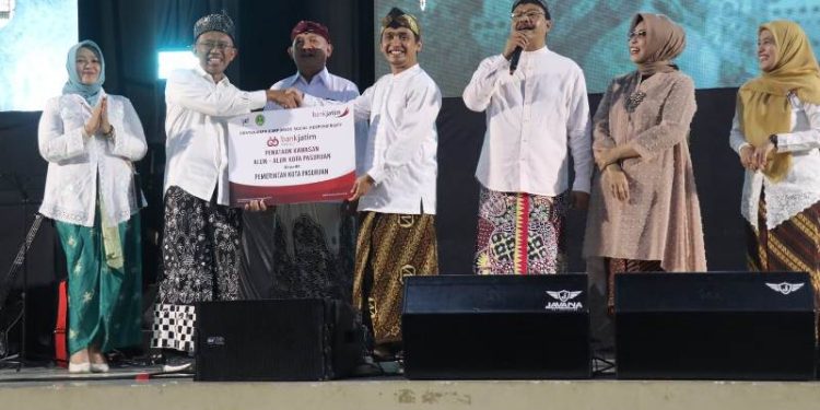Kucurkan CSR, Bank Jatim rehabilitasi kawasan alun-alun Kota Pasuruan