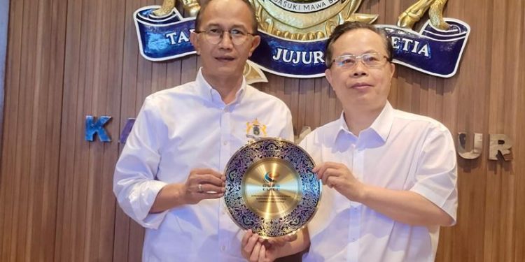 Ketum Kadin Jatim Temui Ketua Dewan Eurasia, Bahas Kerja Sama Tiga Sektor