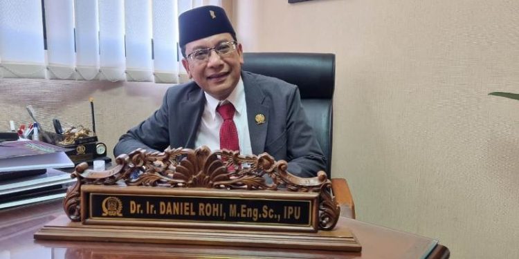 Pemerintah diminta kaji ulang rencana menaikkan cukai rokok SKT tahun 2025