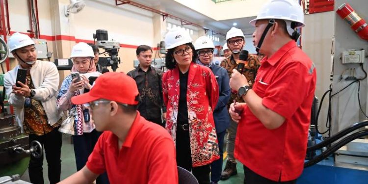 Kementerian BUMN Apresiasi Kolaborasi SIG dan Astra Tingkatkan TKDN Sparepart melalui Pembinaan UKM