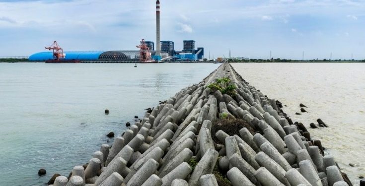 Manfaatkan FABA, PLN Peduli Ubah Wajah dan Cegah Abrasi Pantai Plentong