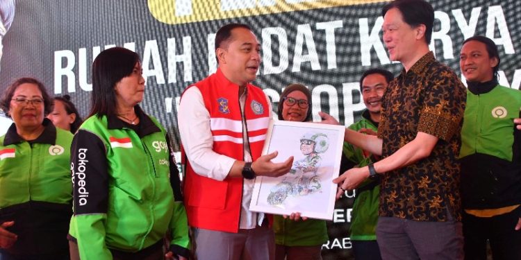 Gojek gandeng Pemkot Surabaya, Gojek,dan Pertamina Kolaborasi Dukung Ekonomi Lewat Bengkel Pitstop Manyar