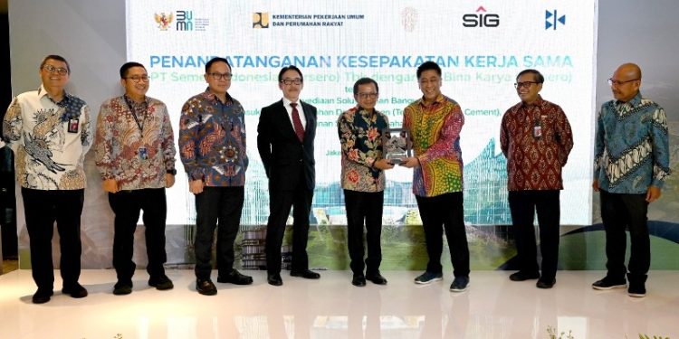 SIG & Bina Karya Kerja Sama Penyediaan Green Cement untuk Proyek IKN
