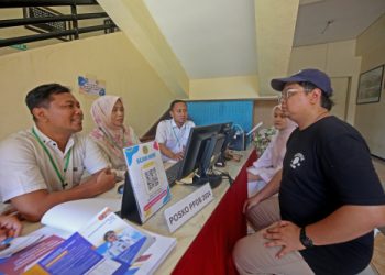 Bingung PPDB online SD-SMP Surabaya, datang saja ke Posko Layanan di sekolah