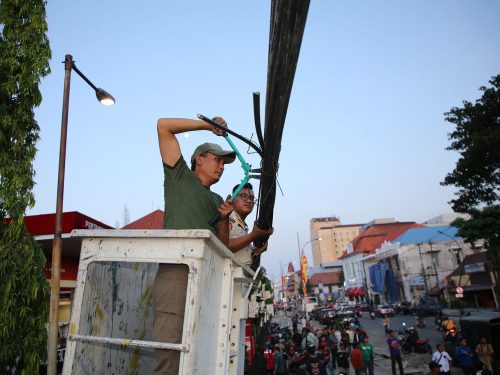 Surabaya pusat bakal jadi contoh penataan kabel utilitas bawah tanah