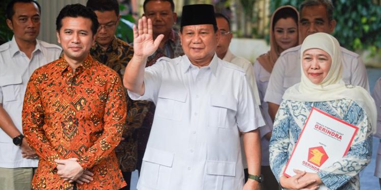 Prabowo serahkan rekom Gerindra untuk Khofifah-Emil, Khofifah: siap kerja keras jalankan mandat menangkan Pilgub Jatim