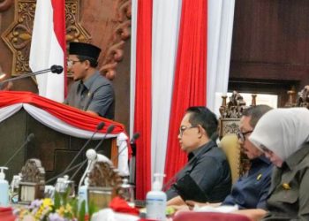 Banggar DPRD Jatim nyatakan Raperda Pertangung Jawaban Pelaksanaan APBD Jatim 2023 layak dibahas, meski masih memberi catatan