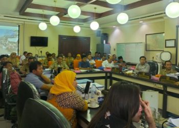 Pasar tumpah membuat resah pedagang pasar Bulak Banteng