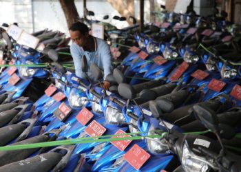 Pemkot lelang 889 kendaraan dinas, baru 180 unit terjual