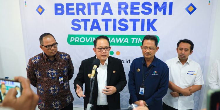 Jatim Catat Penurunan Kemiskinan Tertinggi di Pulau Jawa, Turun 0,56 Persen Poin