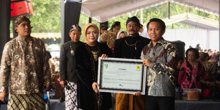 Kecamatan Dongko Jadi Pengguna REC Pertama di Jawa Timur, Ajak Pemerintah Gunakan Energi Bersih
