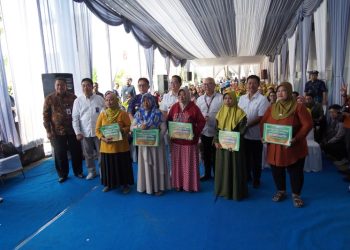 Tingkatkan kesejahteraan buruh pabrik rokok, Bank Jatim dukung Pemprov salurkan BLT di Bojonegoro