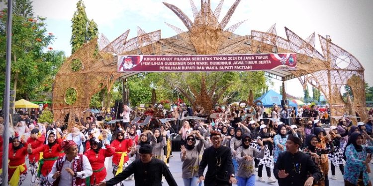 KPU Jatim luncurkan kirab maskot Pilkada 2024 dari Pacitan
