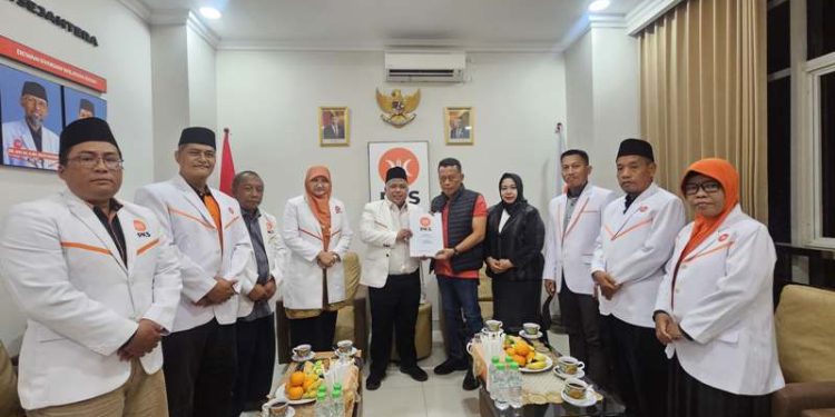 PKS resmi usung Marhaen Djumadi, Slamet Junaidi dan Suguri Sancoko untuk Cakada Ngajuk, Sampang dan Ponorogo