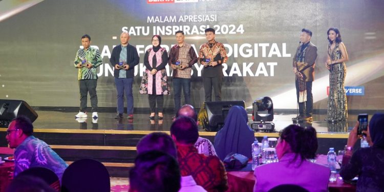 Sukses dalam digital banking dan dukung media lokal, Bank Jatim raih dua penghargaan sekaligus