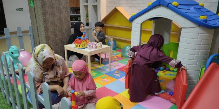 PLN Resmikan Fasilitas Child Care dan Ruang Baca untuk Hari Anak Nasional