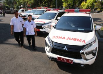Tiap kelurahan di Surabaya kini punya ambulans