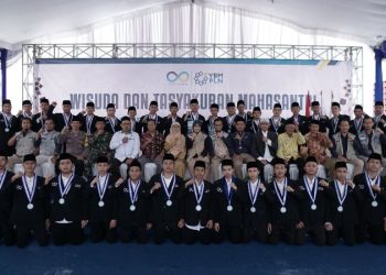 PLN Gelar Wisuda Mahasantri di Pesantren Teknologi Informasi dan Komunikasi Jombang