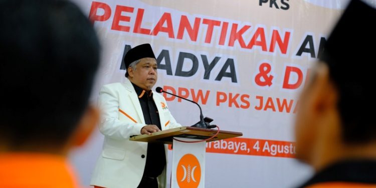 Melantik anggota Madya dan Dewasa, Ketua PKS Jatim minta menangkan Khofifah-Emil di Pilgub Jatim