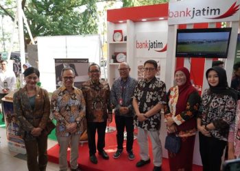 Dukung Program EKI dari OJK, Bank Jatim berikan fasilitas tenda dan agen Jatim pada UMKM Bojonegoro