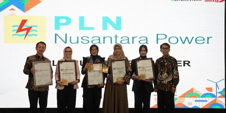 PLN Nusantara Power Terima Lima Penghargaan ESG Initiative Awards 2024