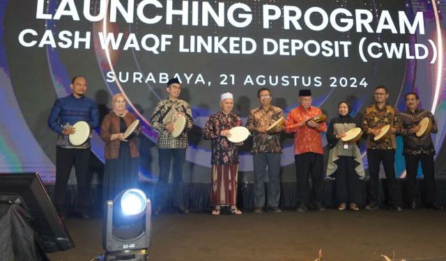 Jadi yang pertama seluruh UUS dan Bank Syariah BPD di Indonesia, UUS Bank Jatim Launching Cash Waqf Linked Deposit (CWLD)