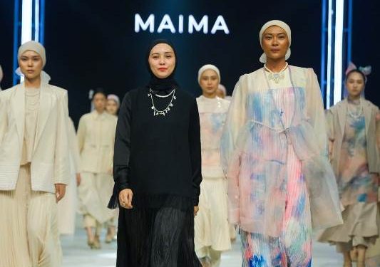 Maima Perkenalkan Koleksi ‘Beaute d’ete’ di Surabaya Fashion Parade 2024