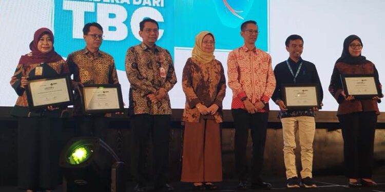 Pemerintah Targetkan Eliminasi TBC 2030: Diskusi Publik di Surabaya Ajak Semua Pihak Bersatu Melawan Tuberkulosis
