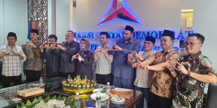 Jelang pelantikan anggota DPRD Jatim, Fraksi Demokrat gelar tasyakuran di pimpin langsung Emil Dardak
