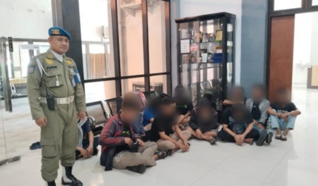 Jadikan Kota Lama tempat pesta miras, sejumlah pemuda diamankan Satpol PP