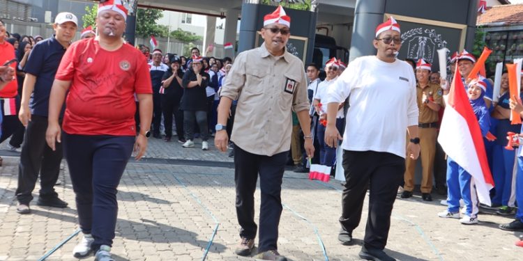 Jalin kebersamaan dan peringati HUT Ke-79 RI, Sekwan DPRD Jatim gelar berbagai lomba 