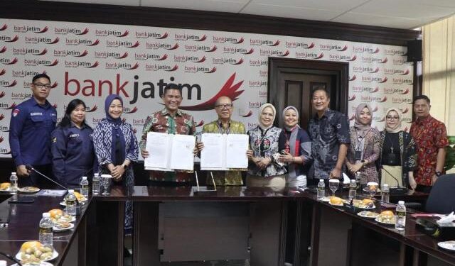 Tingkatkan kesejahteraan PMI, Bank Jatim tanda tangani Perjanjian Kerja Sama dengan BP2MI