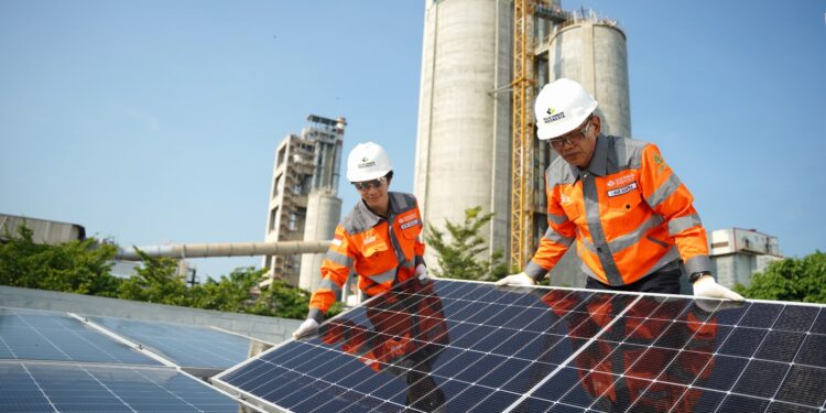 PT Solusi Bangun Indonesia Raih Penghargaan Industri Hijau 2024 sebagai Pelopor Keberlanjutan di Sektor Semen