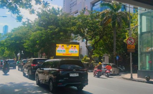 Golkar Surabaya gencar sosialisasi, gambar Khofifah-Emil dan Eri-Armuji mejeng bareng