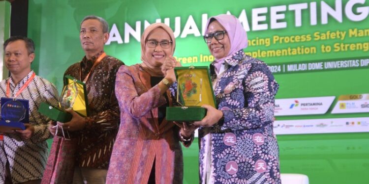 SIG Perkuat Inisiatif Dekarbonisasi untuk Ciptakan Semen Hijau dan Dukung Pembangunan Berkelanjutan