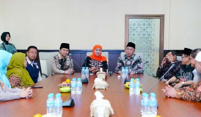 Silaturahmi ke PW Muhammadiyah Jatim, Khofifah ucapkan terima kasih atas kontribusi Muhammadiyah dalam peningkatan SDM