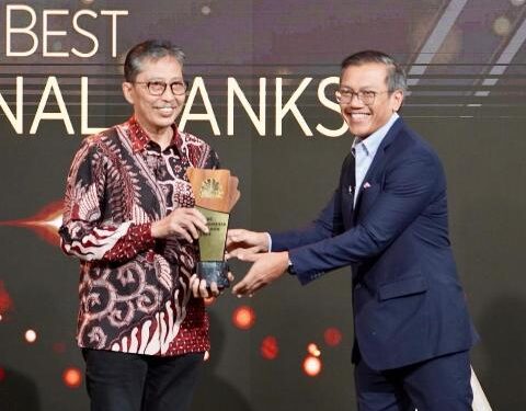 Konsisten jalankan ESG, Bank Jatim raih penghargaan dari CNBC